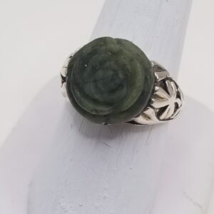 Green jade rose ring, set in sterling silver.