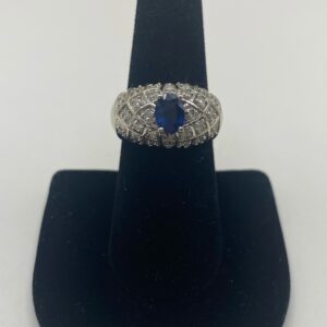 blue sapphire ring front pic