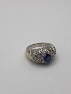 blue sapphire ring side/front